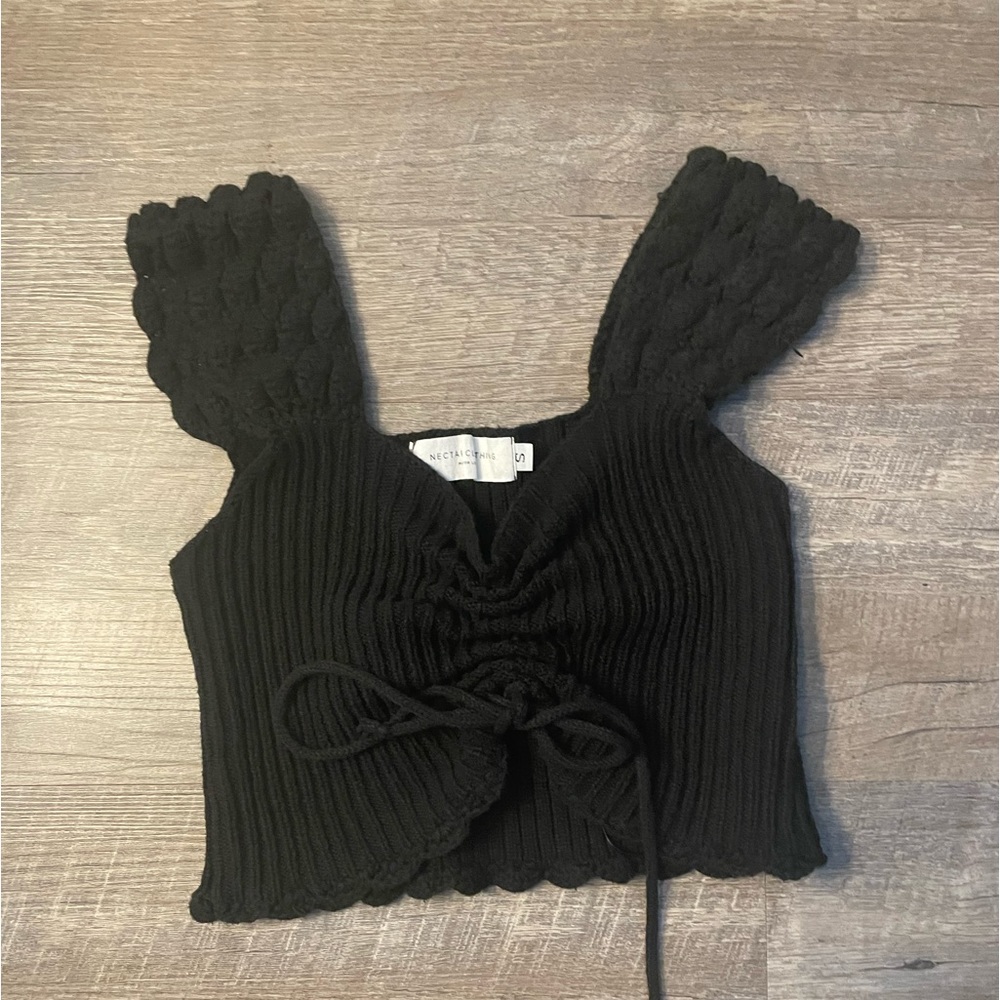 Black crop top